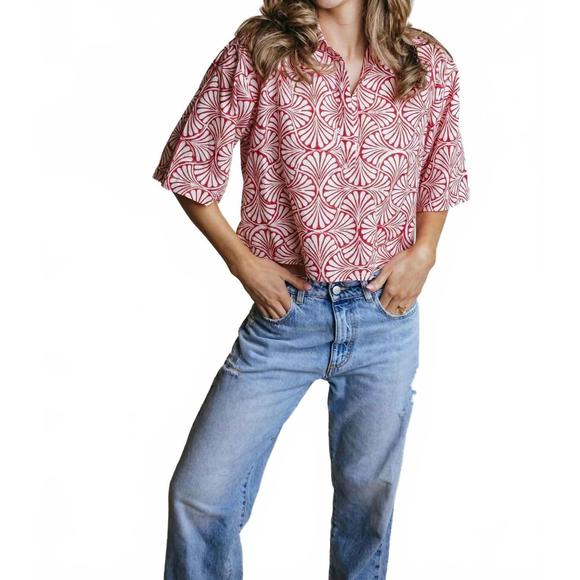 LAROQUE Tops - NEW LAROQUE maggie top in phoenix